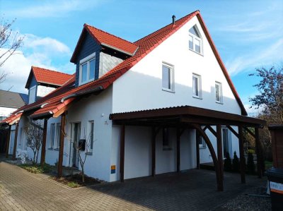 Gepflegtes Doppelhaushälfte mit 5 Zimmern in Salzgitter-Thiede