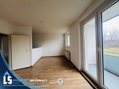 Wird frisch renoviert, moderner Grundriss, Balkon!