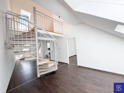 Provisionsfrei: Unbefristete 103m² DG-Wohnung + Terrasse und Klimaanlage beim Naschmarkt - 1040 Wien