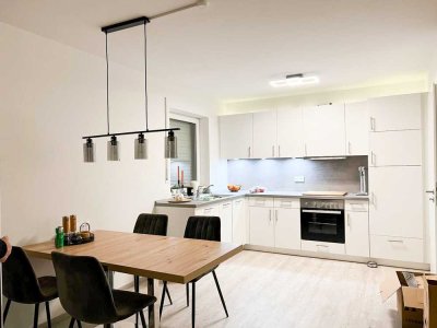 Geschmackvolle, gepflegte 3-Zimmer-EG-Wohnung mit geh. Innenausstattung mit Garten und EBK