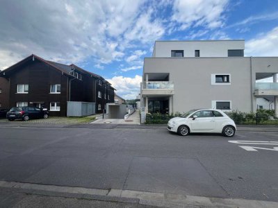 Exklusive 3-Zimmer-Wohnung mit Einbauküche direkt am Rhein