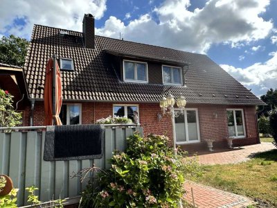 Super gepflegtes Einfamilienhaus mit Einliegerwohnung und Doppelgarage