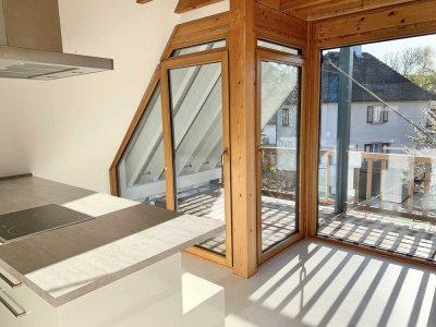 Wunderschöne 3,5 -Zimmer Maisonette- Wohnung mit Balkon und Carport Stellplatz