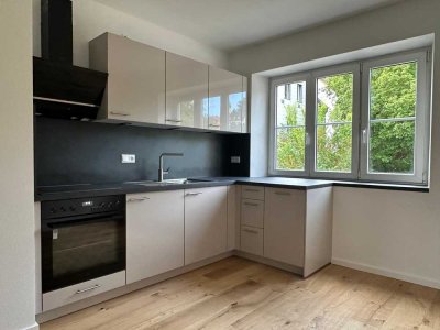 Traumhafte, neu sanierte 2-Zimmer-Wohnung in Altstadtnähe mit großem Garten