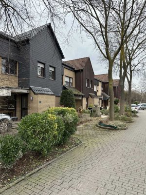 Modernes Reihenhaus mit Garten & Garage in familienfreundlicher Lage – ab 01.07.2025 verfügbar!