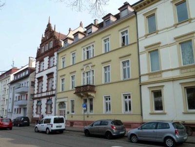 Gemütliche 1-ZKB in zentraler Lage
