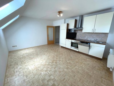 Ab August verfügbar: Wunderschöne 2 Zimmerwohnung in bester Lage von Hermagor zu vermieten!