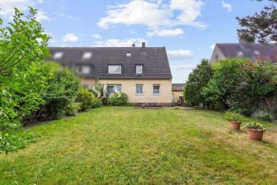 Zweifamilienhaus mit großem Garten in ruhiger Lage von Herten