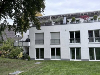 Schöne Erdgeschosswohnung mit Terrasse