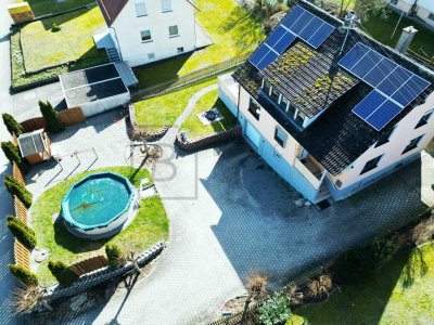 Ein-/ Zweifamilienhaus mit Pool und  10 kWp PV-Anlage in Gutenzell-Hürbel