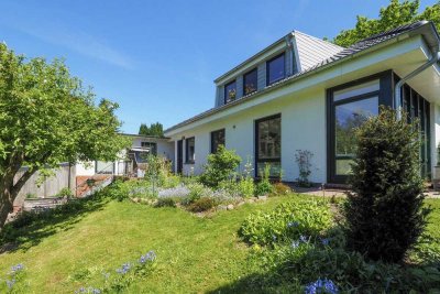 Nahe Friedrichstadt: Idylle trifft Effizienz - Platz für Familie, Gäste & Homeoffice