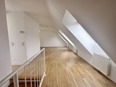 Stilvolles Wohnen mit Terrasse im DG - Moderne Maisonette für 519.000€!