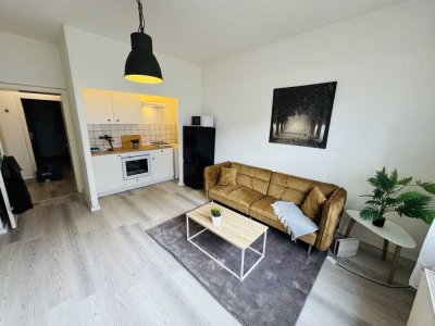 *City Apartment* 2 Zimmer-Apartment mit Balkon und AufzugMöbliert All-In*