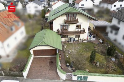 Großzügiges Dreifamilienhaus mit Solaranlage und Glas-Sommer-Pavillon auf einem ca. 761m² Grundstück
