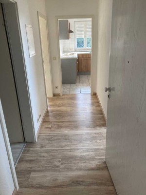 Sonnige 2-Zimmer-Dachgeschosswohnung mit EBK in Geisenfeld