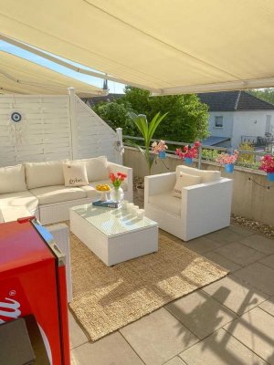 Helle 2,5-Zimmer-Gartenwohnung, 85 m² und Stellplatz