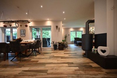 A+ | Modernes Einfamilienhaus aus 2017 mit luxuriöser Ausstattung in Jaderberg, Nähe Nordseeküste