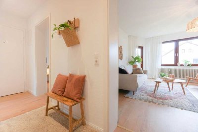 SCHWACHHAUSEN: Helle 3-Zimmer Wohnung mit großem Balkon