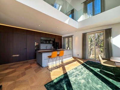 Gmunden: Maritimer Luxus - Penthouse mit Bootshaus en suite.