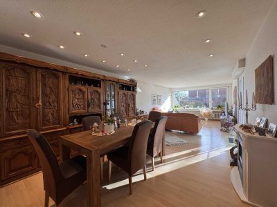 3-Zimmer-Erdgeschosswohnung mit Garten und Garage