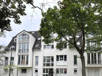 Helle Maisonetten Wohnung am Teich gelegen.