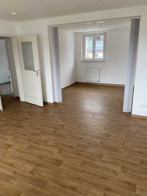 Schöne 4-Zimmer Wohnung am Kreuzberg/Schwimmbad