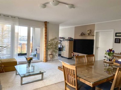 Luxuriöse 3-Zimmer-Wohnung mit Balkon und Blick auf den PHOENIX See