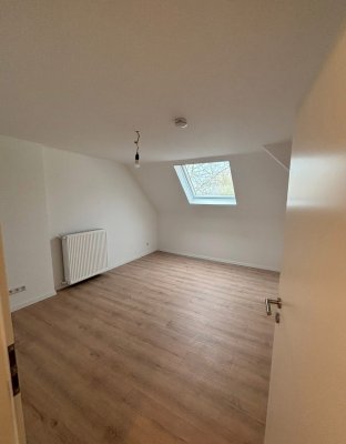 Frisch renovierte 3,5 Zimmer Wohnung in Essen Frohnhausen