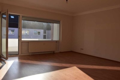 - RESERVIERT. - Charmante Familienwohnung mit Tiefgaragenstellplatz.
