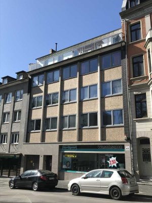Gepflegte, helle 3-Zimmer-Wohnung mit Balkon in Aachen (Zentrum)