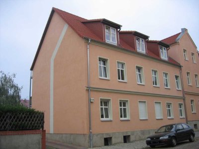 Freundliche und sanierte 2-Zimmer-Wohnung mit geh. Innenausstattung mit Balkon in Fürstenwalde/Spree