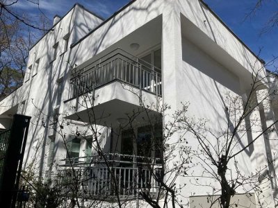 Bezugsfreie 2-Zimmer-Wohnung mit Balkon im Dianapark in Potsdam-Babelsberg nahe Berlin