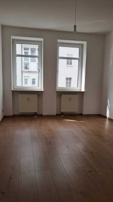 schöne 1,5 Zimmer Wohnung