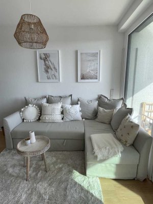 Helle 2-Zimmer Wohnung im 5. OG mit Balkon in Mannheim-Lindenhof - zur Nachmiete