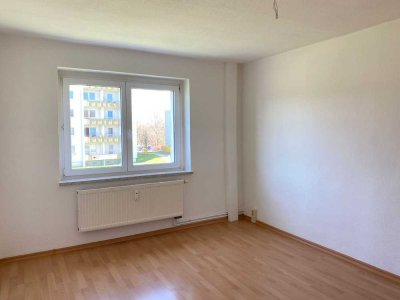 Helle 4 Raum Wohnung im 1.Obergeschoss