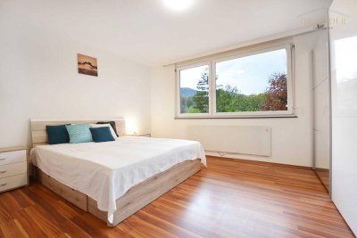 Möblierte Wohnung mit Parkplatz in Ruhelage