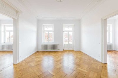 Großzügig wohnen: 4 Zimmer mit Stil, Licht und zwei Balkonen