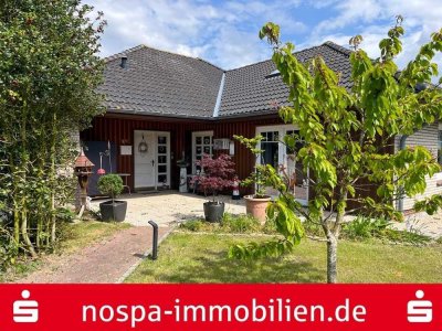 Ebenerdiges Wohnen auf der Insel an Land: Bungalow mit Garage, Terrasse und Teehaus!