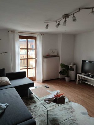2-Zimmer-Wohnung mit Dachterasse und Einbauküche in der Regensburger Altstadt
