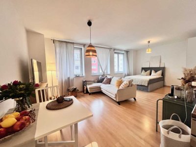 Medde em Hätz vun Kölle - ding Apartment met kölschem Jeföhl
