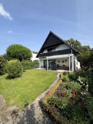 Schönes Einfamilienhaus in Celle-Lachtehausen - Idyllisches Wohnen am Naturschutzgebiet mit Bach