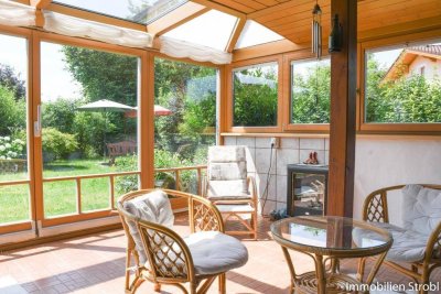 Top Angebot: Bezauberndes Holz-Blockhaus in herrlicher Lage von Henndorf am Wallersee