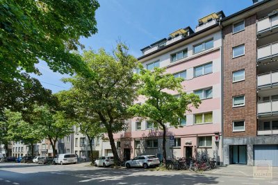 Pempelfort: Großzügige 2-Raum Wohnung mit Balkon