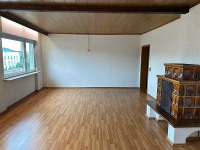 Schöne Wohnung zentral gelegen !