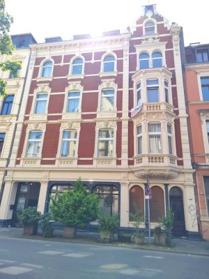 Stilvolle 4- Zimmer Altbauwohnung in Köln Mülheim