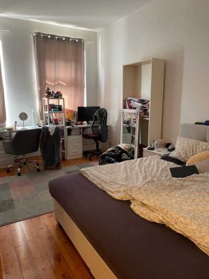 2-Zimmer-Wohnung EG mit großen BLK und großen Gemeinschaftsgarten ab 01.09.2025