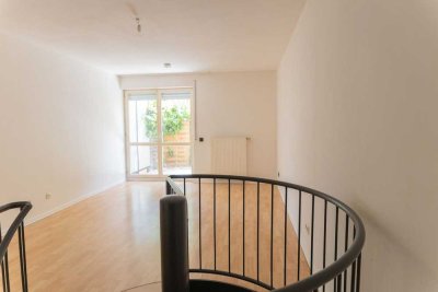 *Bezugsfrei *  2,5 Zimmer (Hobbyraum) - Erdgeschosswohnung mit Terrasse