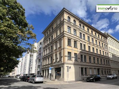 Beste Innenstadtlage! Schöne 2-Zimmer-Wohnung mit Tageslichtbad, Wanne und Abstellraum.