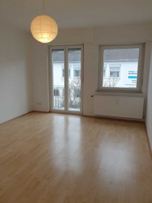 3-Zimmer-Wohnung (79 m²) mit Balkon in der Stadtmitte