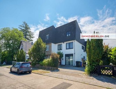 IMMOBERLIN.DE - Geniale Doppelhaushälfte mit Einliegerwohnung – Raumwunder mit Südwestgarten